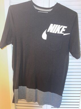 Nike Black T‑Shirt with White Logo and Gray Hem